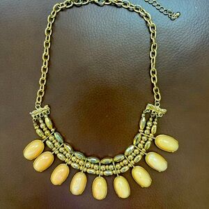 Statement necklace good/excellent condition